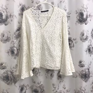 Lace flared sleeve shirt